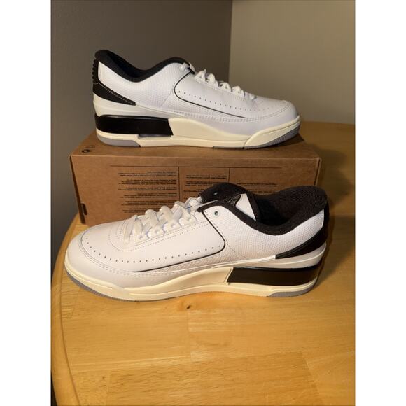 Size 9.5 - Air Jordan 2/3 White Black Metallic Silver No Box Lid main image 6